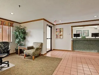 Super 8 By Wyndham 2* Peoria